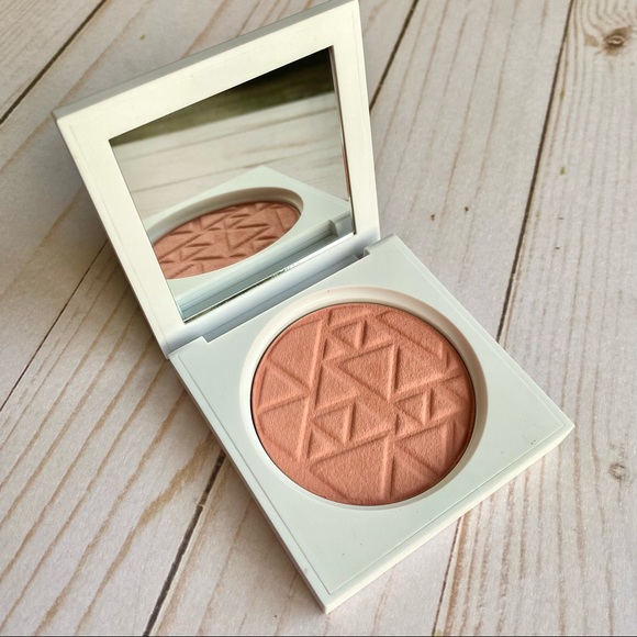 OFRA - Blush - Picture 3 of 6